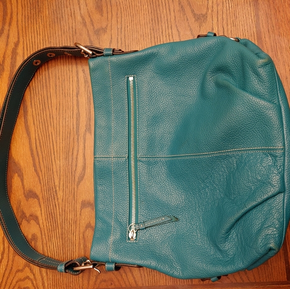 Coach - Picture 2 of 6